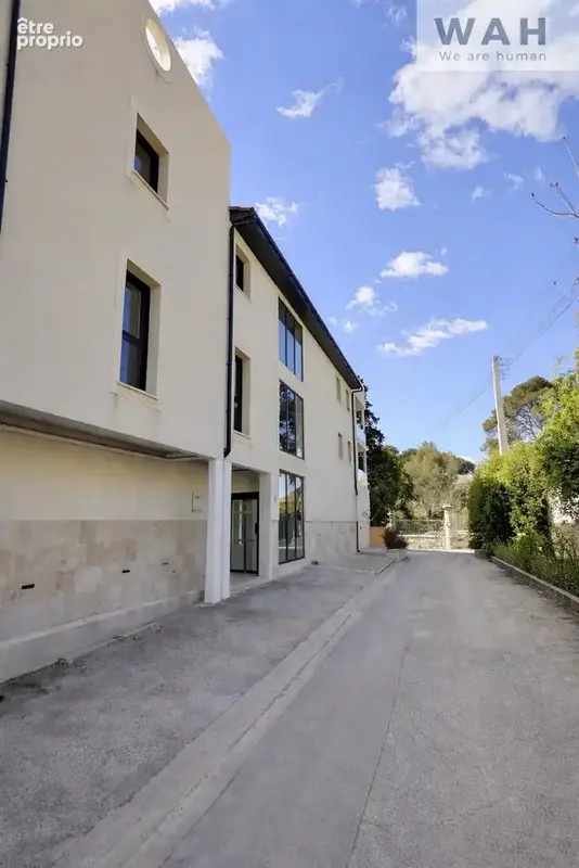 Appartement à COURNONTERRAL