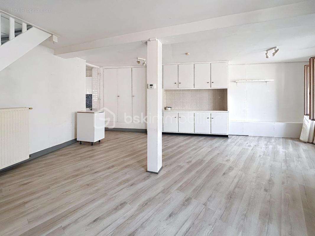 Maison 3 pièces de 77m2 à SENS (89100) - photo 4
