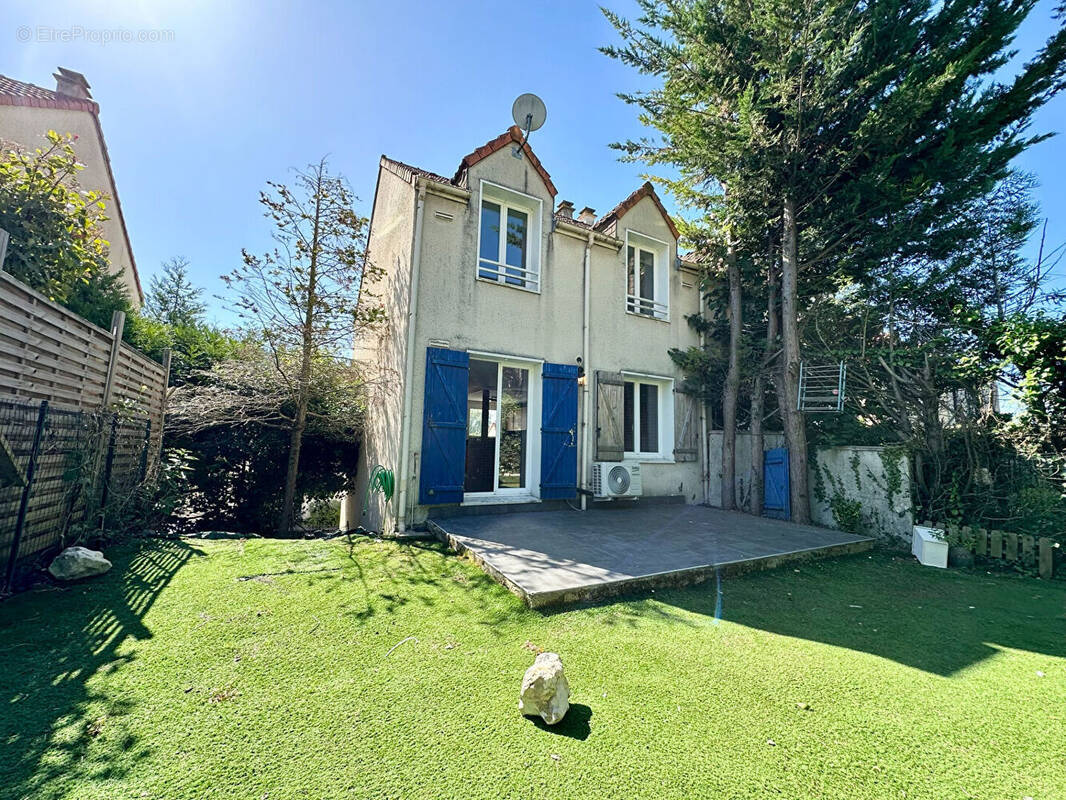 Maison à GONESSE