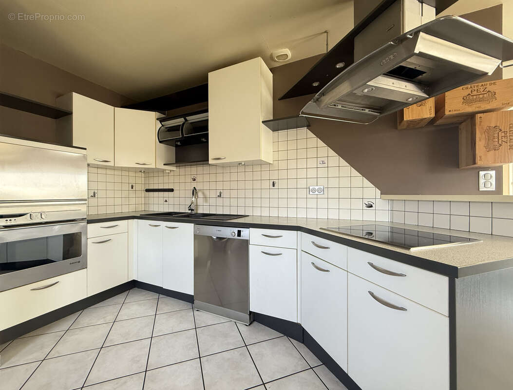 Maison à CONTREXEVILLE