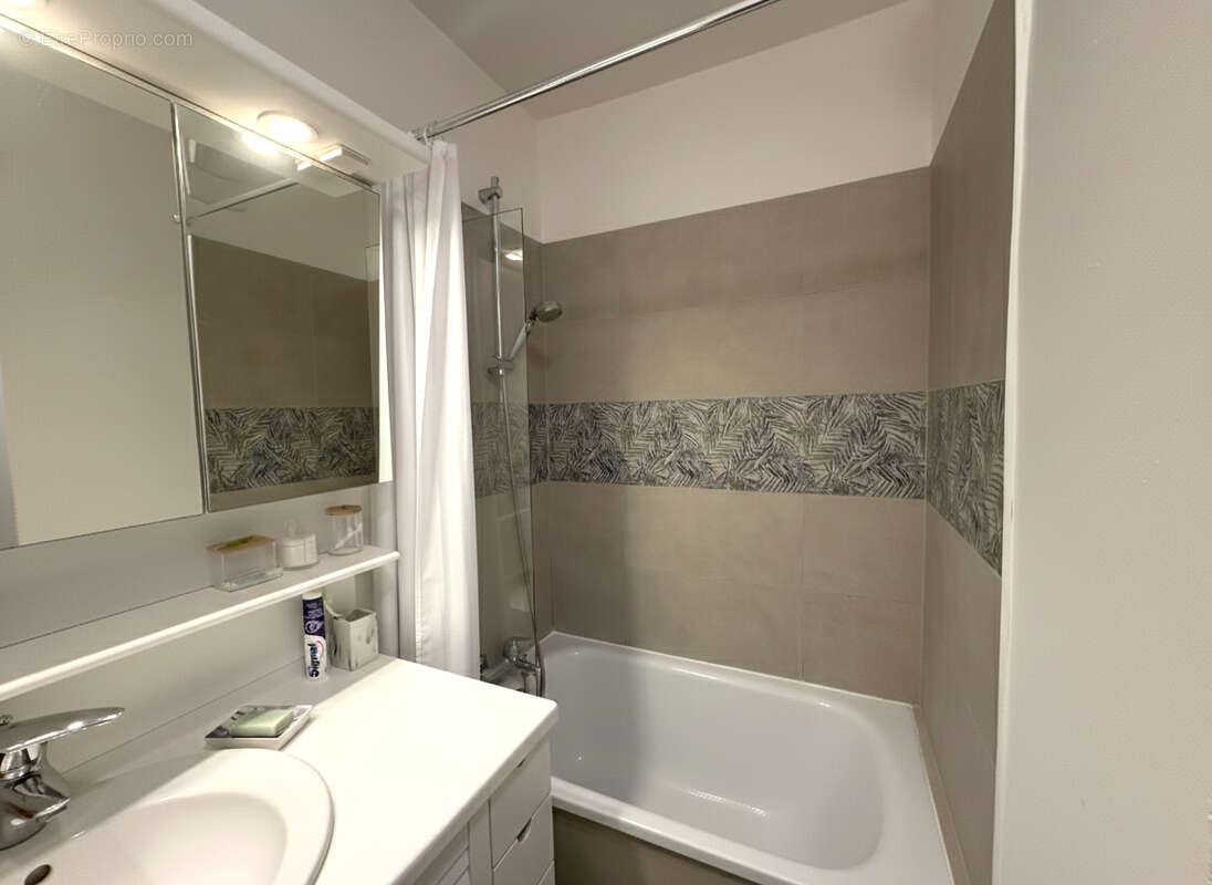 Appartement à FONTAINES-SUR-SAONE