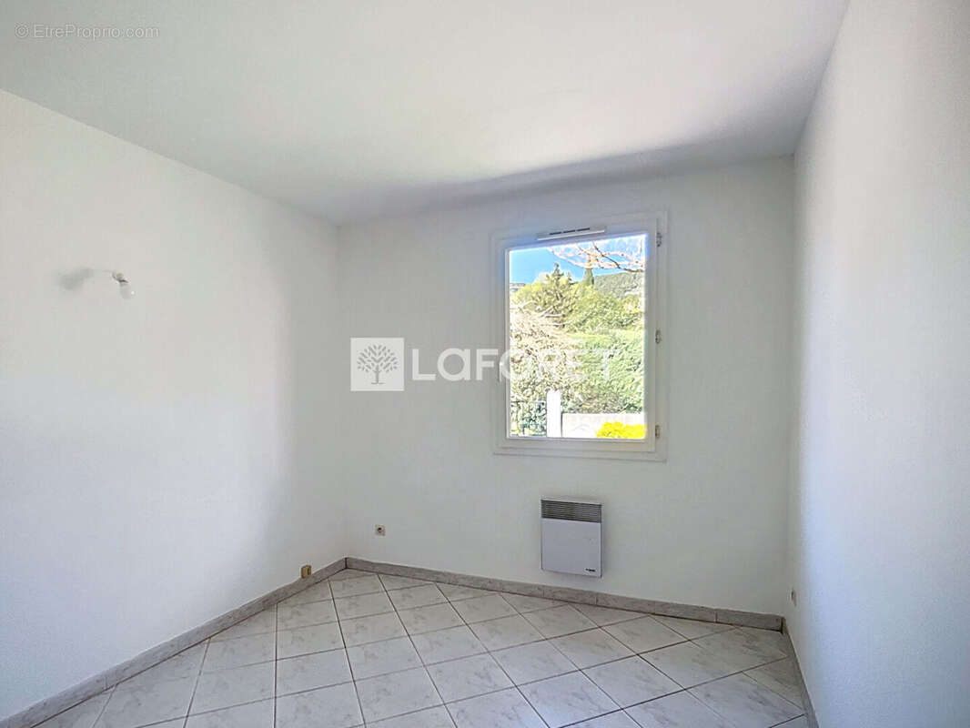 Maison à CUGES-LES-PINS