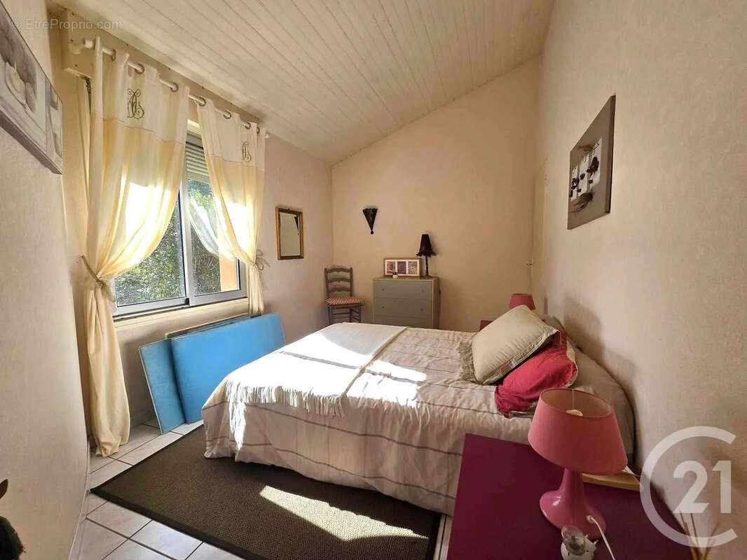 Maison à LAVERNOSE-LACASSE