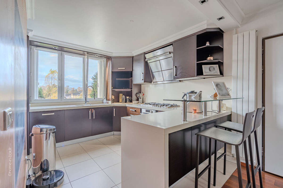 Appartement à LE PLESSIS-TREVISE