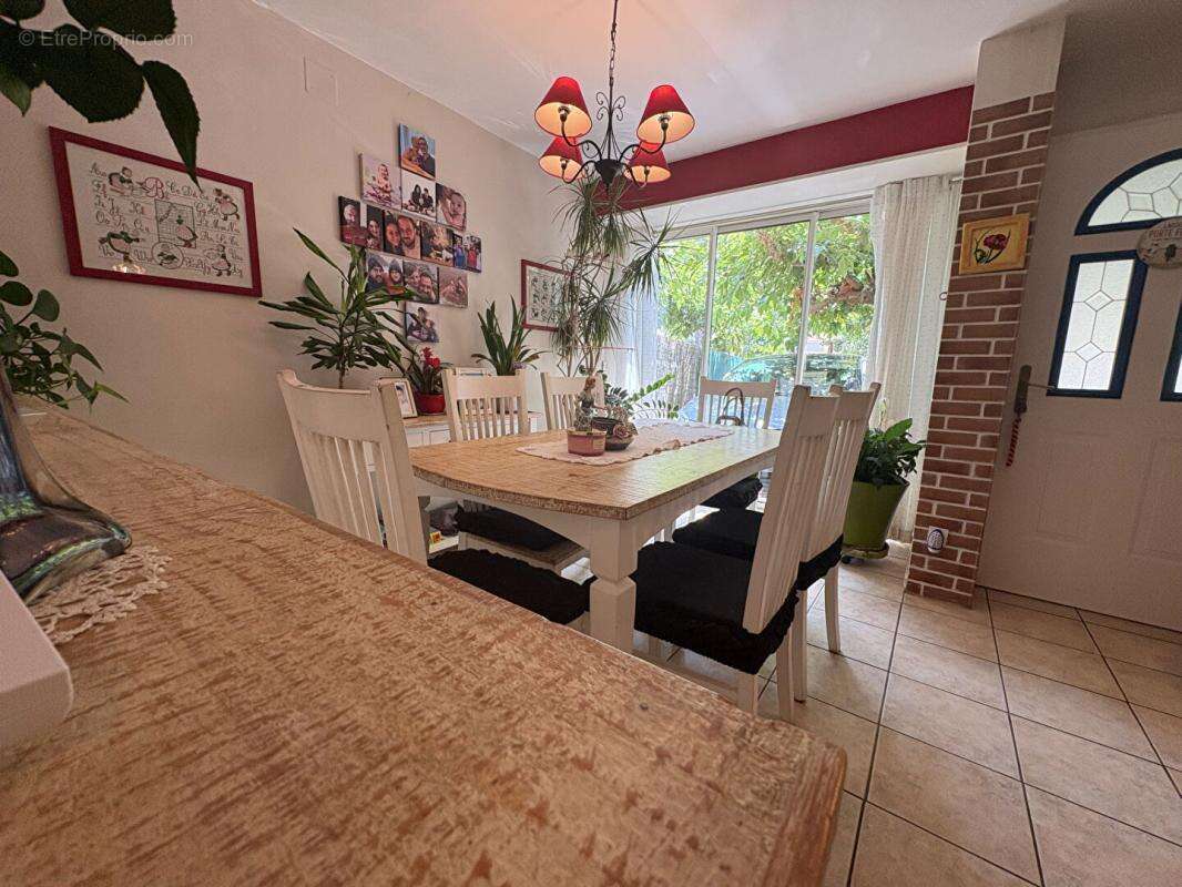Maison à CANET-EN-ROUSSILLON