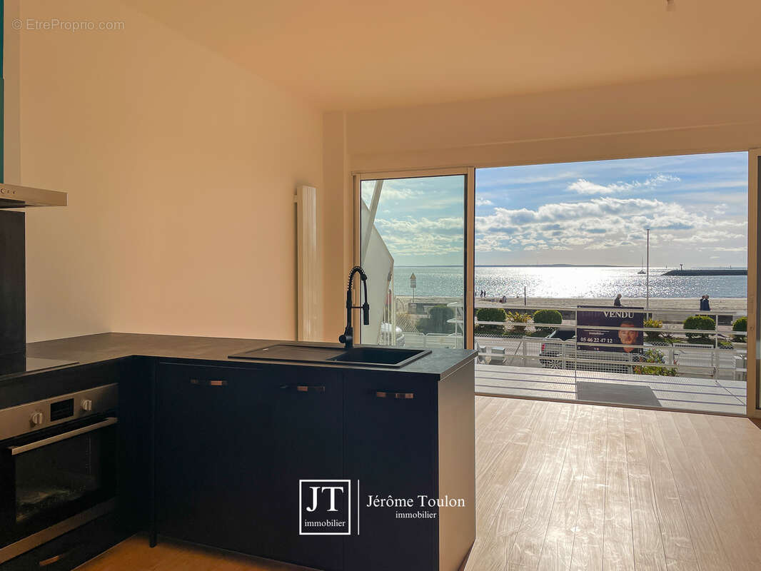 Appartement 59 m² à Royan  - photo 5