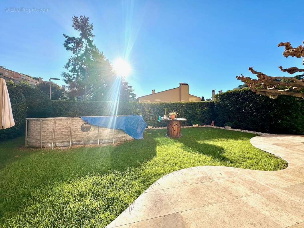 Appartement à VILLEFRANCHE-SUR-MER