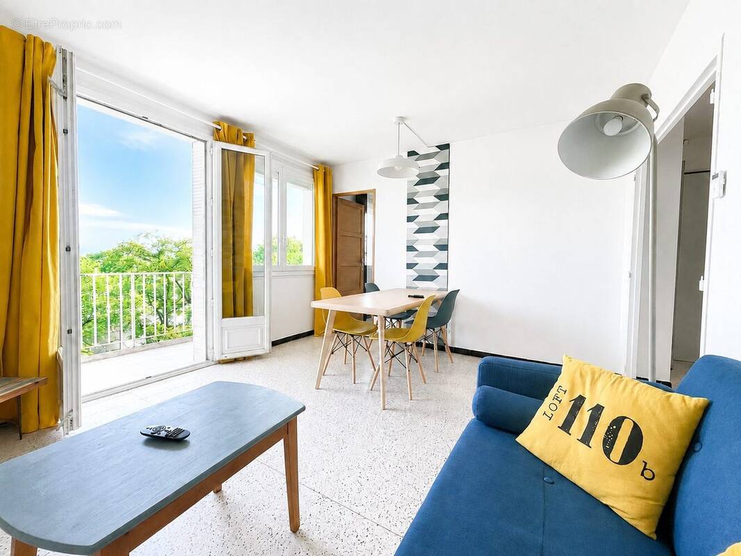 Appartement à NIMES
