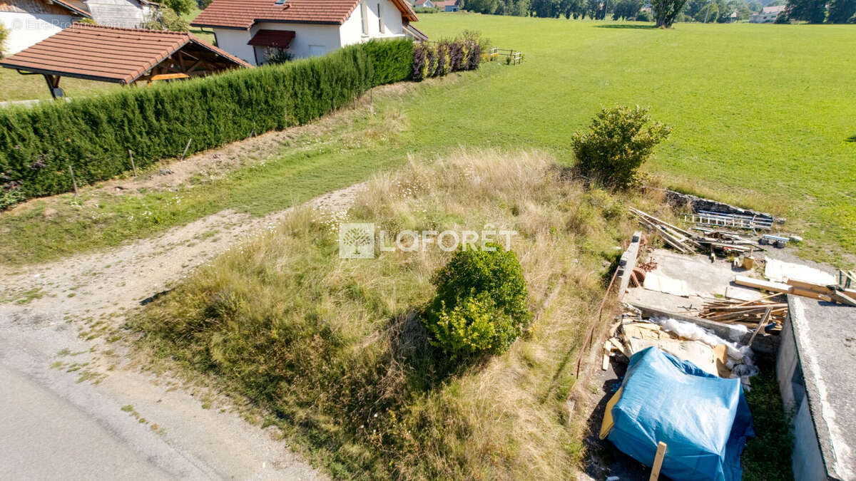 Terrain Vinzier 457 m² avec vue montagne - photo 2