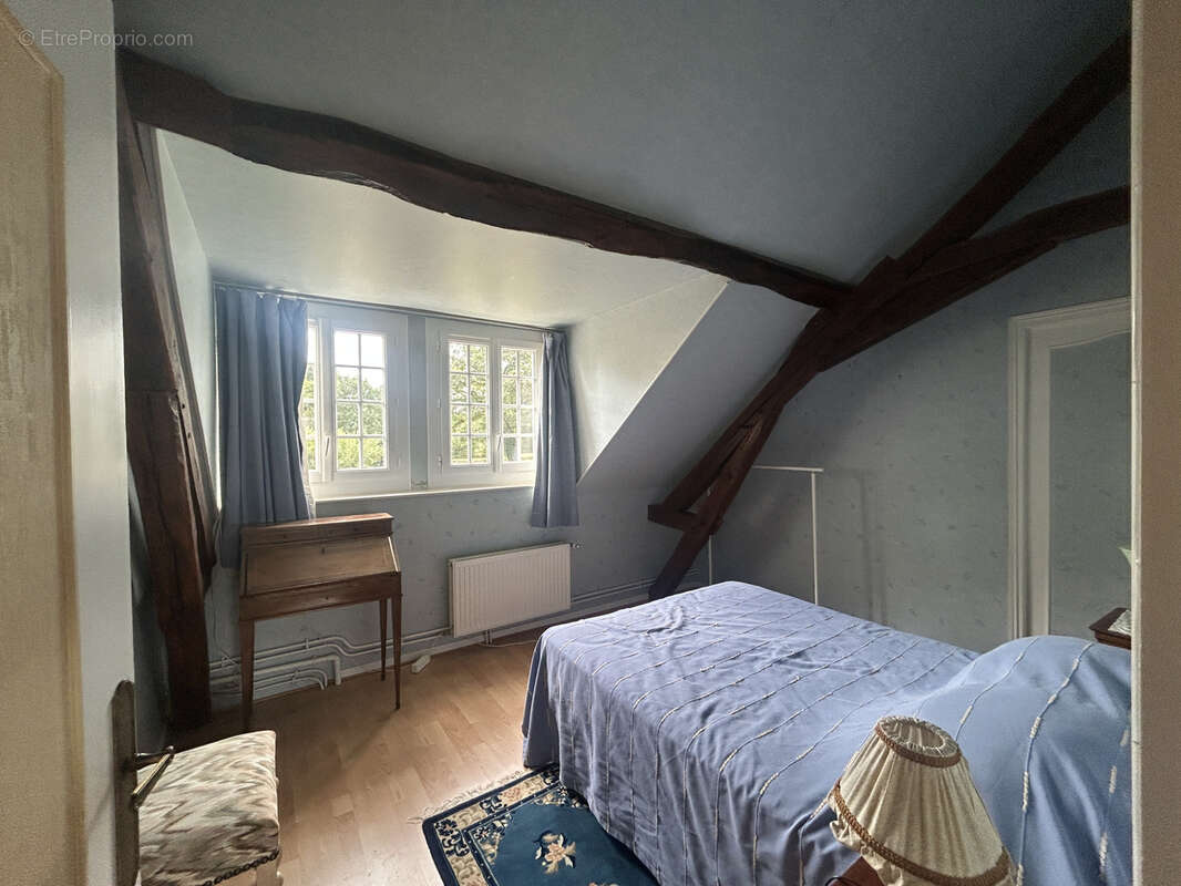 Propriété de 7473 m2 située au calme : maison avec dépendance et étang - photo 13