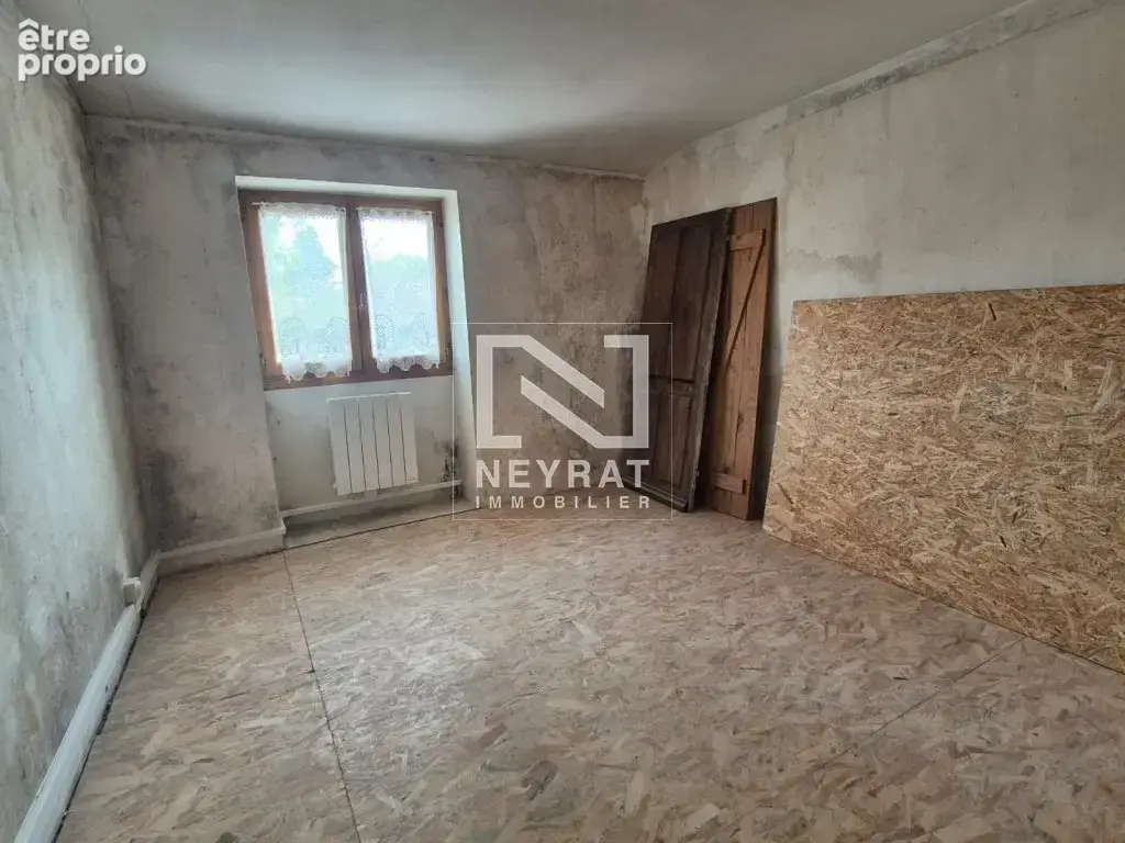 Maison avec garage et dépendance - photo 8