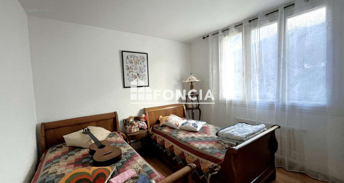 Appartement à VIZILLE