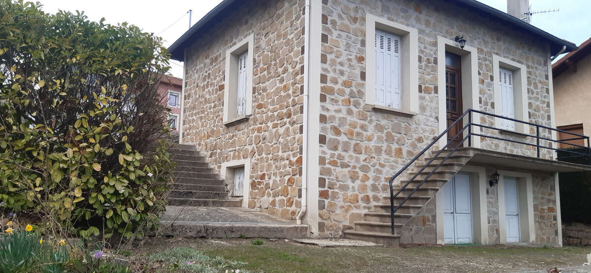 Maison à SAINT-BONNET-LE-CHATEAU