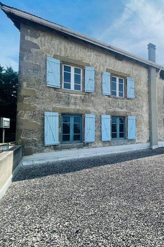 Appartement à MARGES