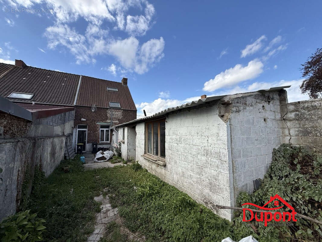 Maison à DOUCHY-LES-MINES