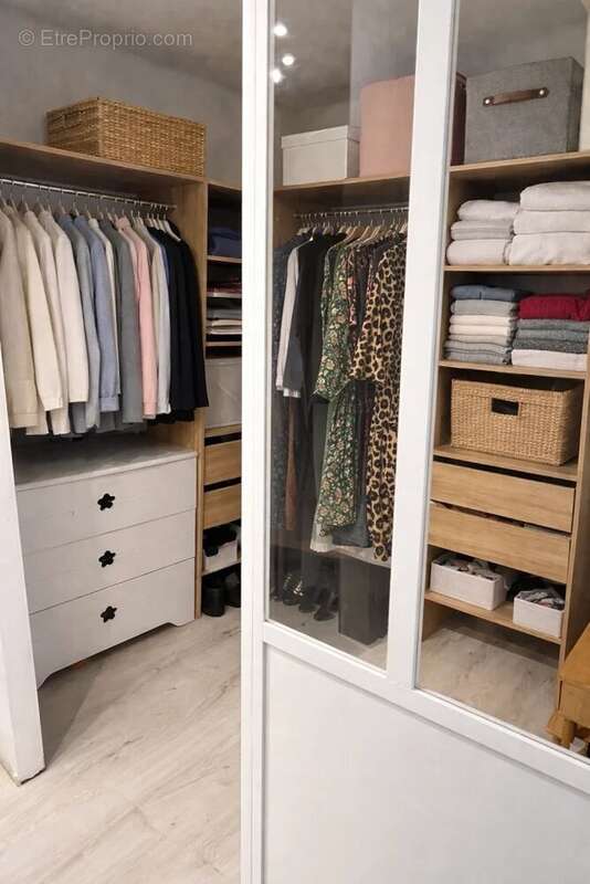 Appartement à CARCES