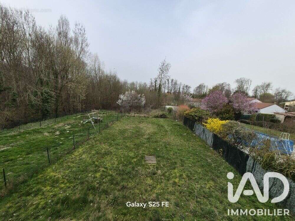 Maison 120 m² à Courtisols  - photo 6