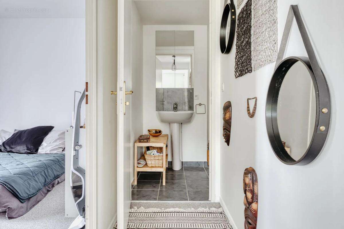Appartement à VAL-DE-REUIL