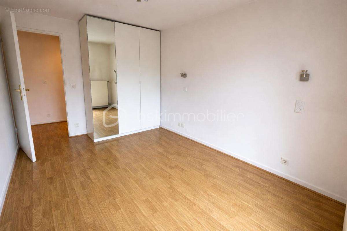 Appartement à LE BLANC-MESNIL