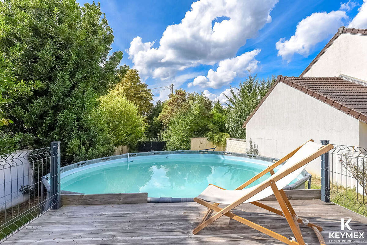 Maison à LA FRETTE-SUR-SEINE