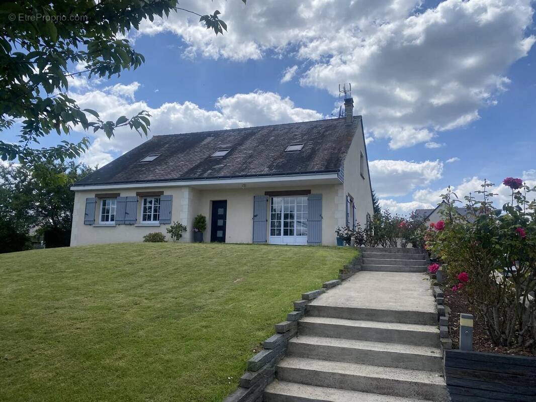 Maison à SAINT-MICHEL-SUR-LOIRE