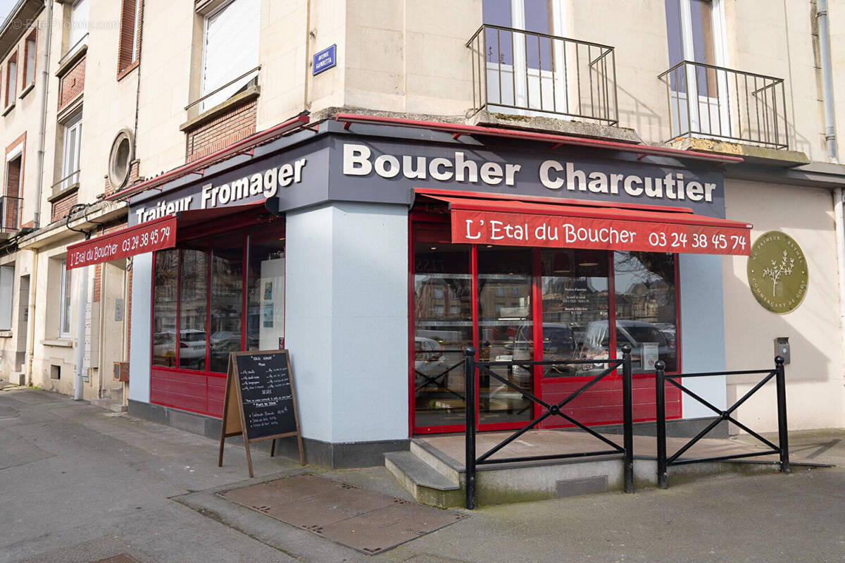 Commerce à SAINT-SAULVE