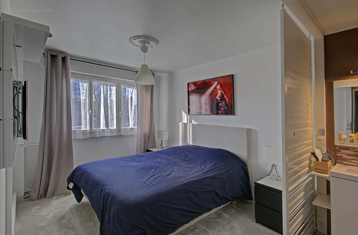 Appartement à MEYZIEU