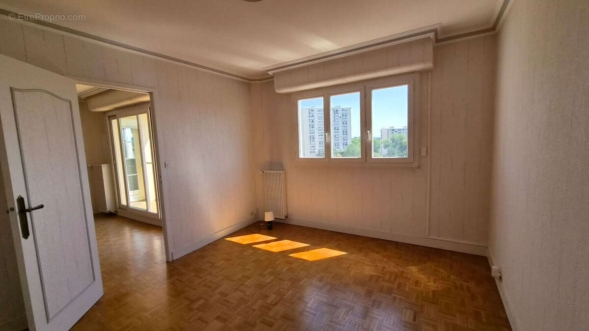 Appartement - 84 m2 - Tours - photo 5