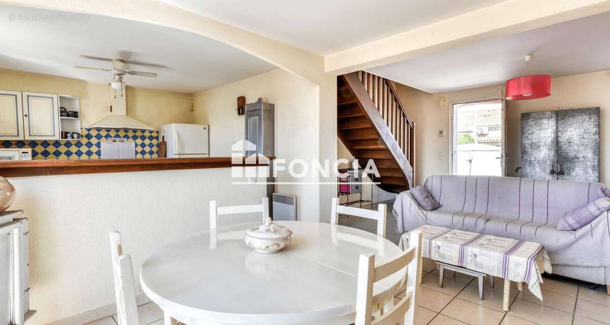  À VENDRE – Villa 3 faces avec vue lac - photo 6