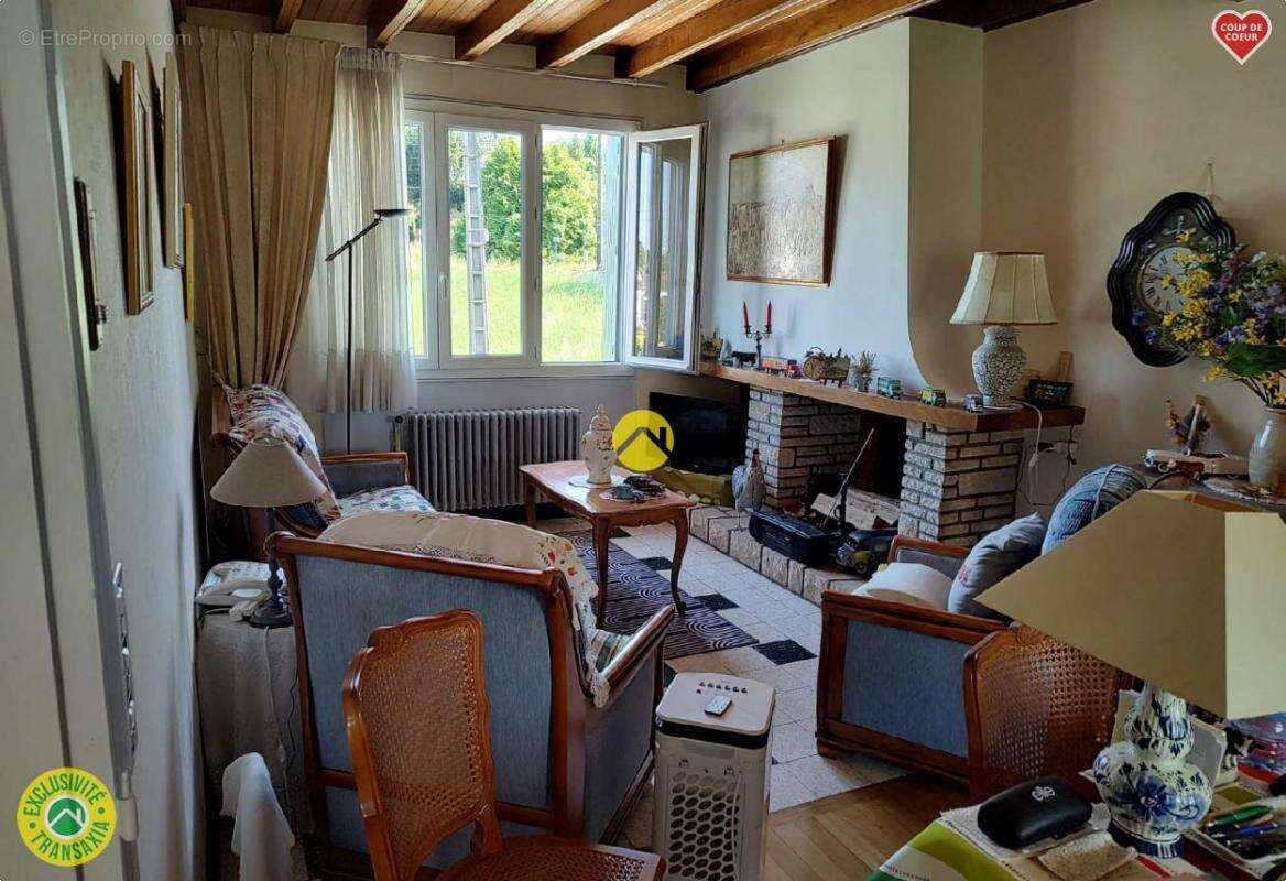 Maison à DUN-LE-PALESTEL