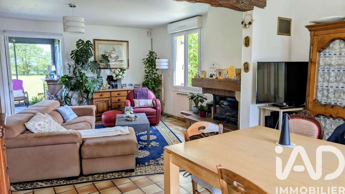 Maison 145 m² à Saint-Judoce  - photo 5
