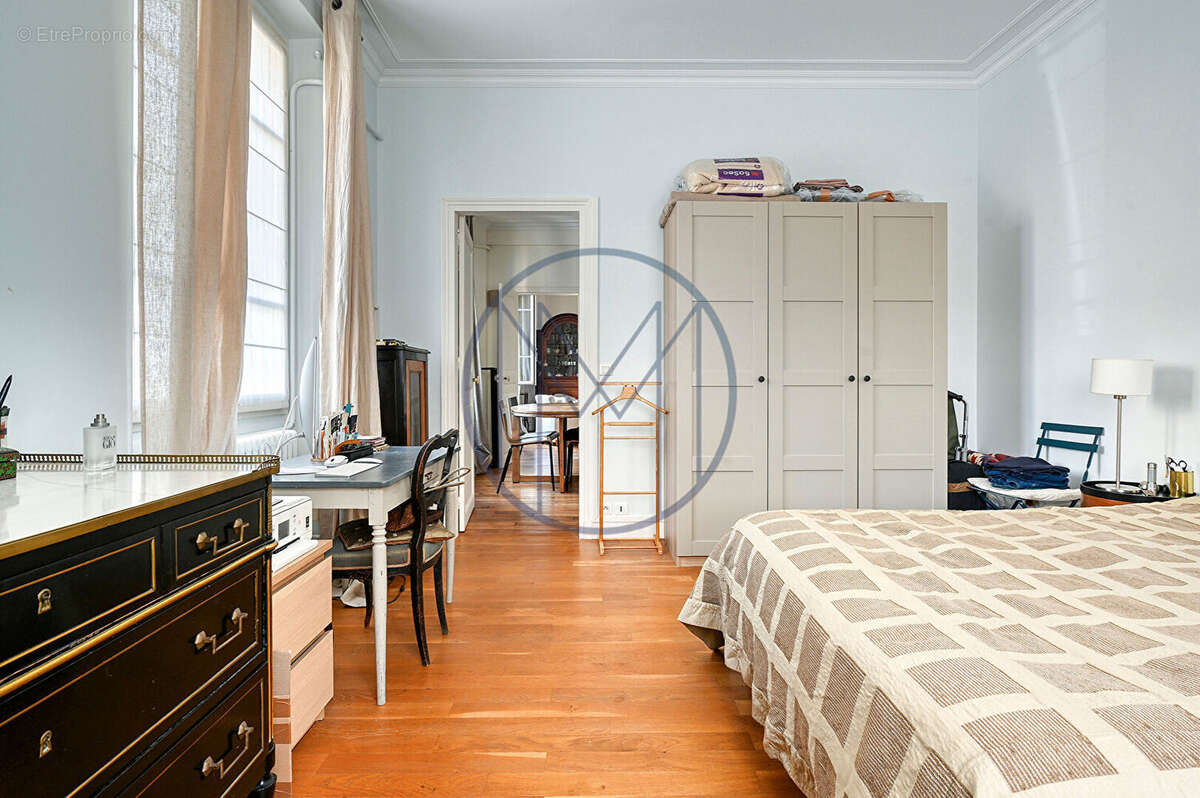 Appartement à VERSAILLES