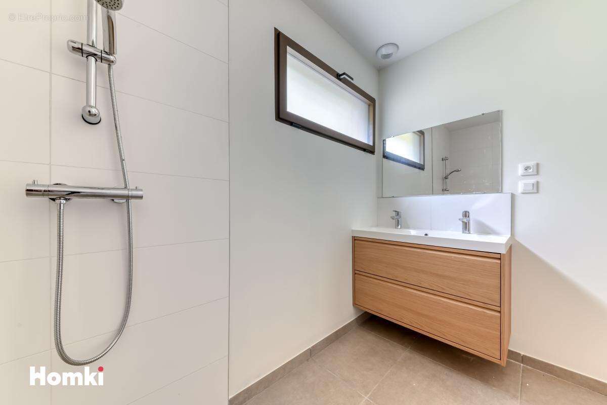 Maison à SAINTE-FOY-LES-LYON