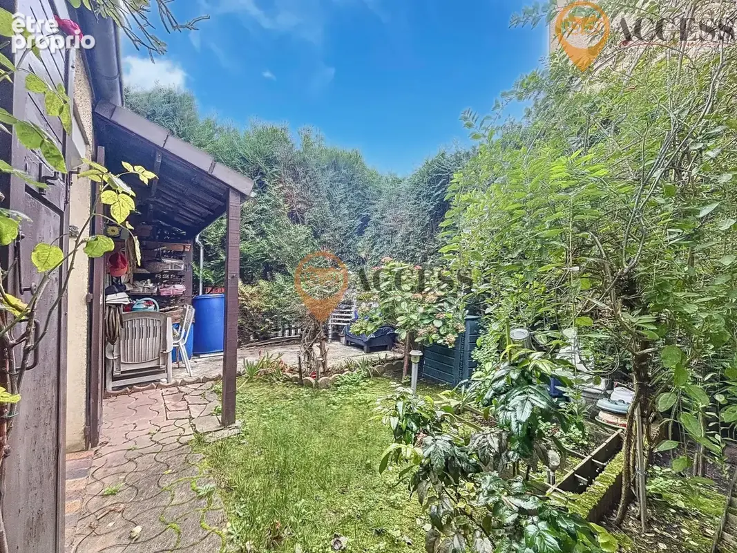 SAINT-BRICE-SOUS-FORET - Pavillon de 96m2 avec jardin et box ! - photo 13