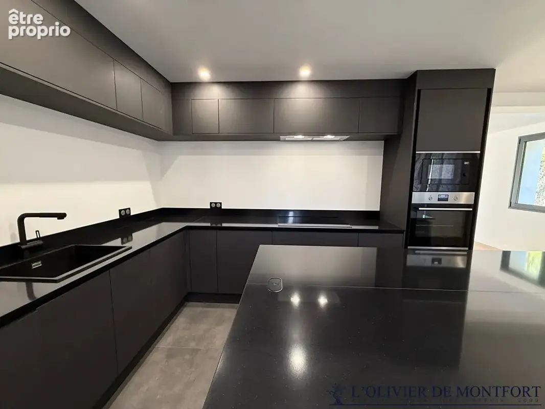 Maison contemporaine de 308 m² au sol - photo 9