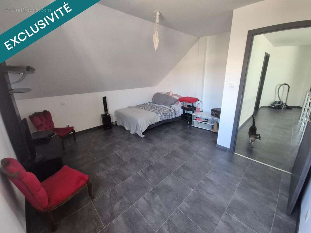 Maison 150 m² à Perouse  - photo 6