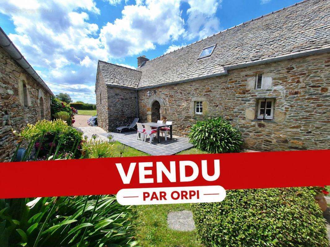 Maison à LOCQUIREC