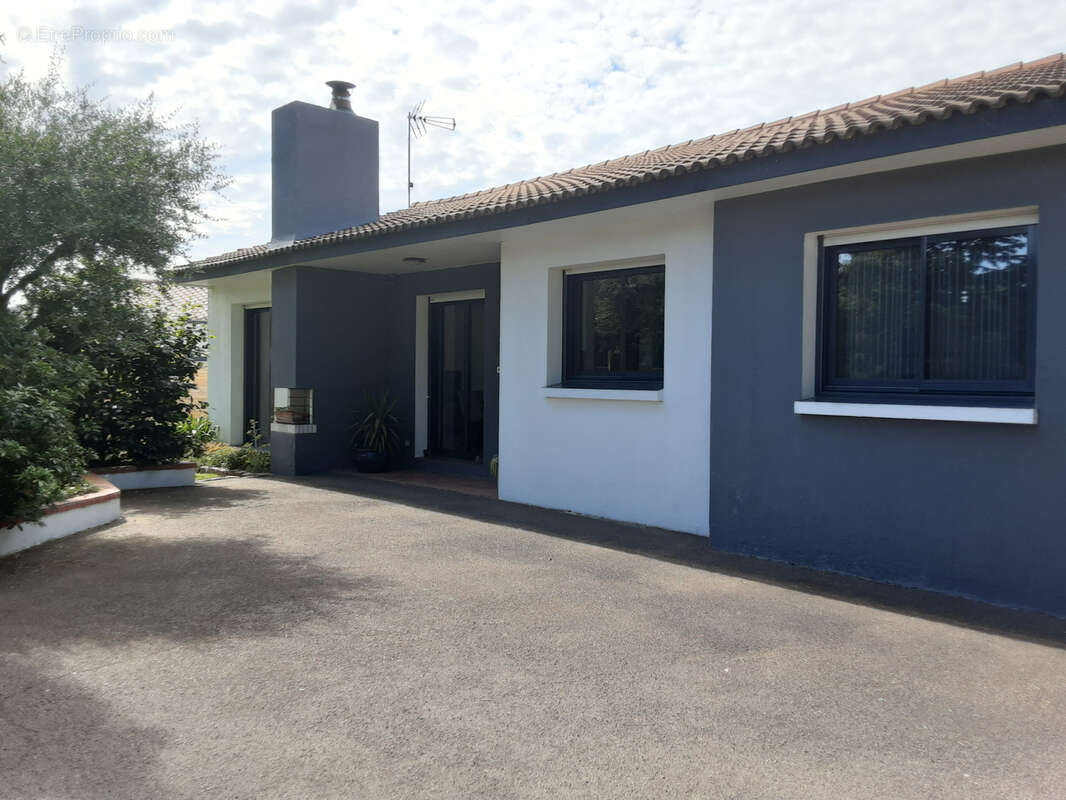 Maison à SAINTE-FOY