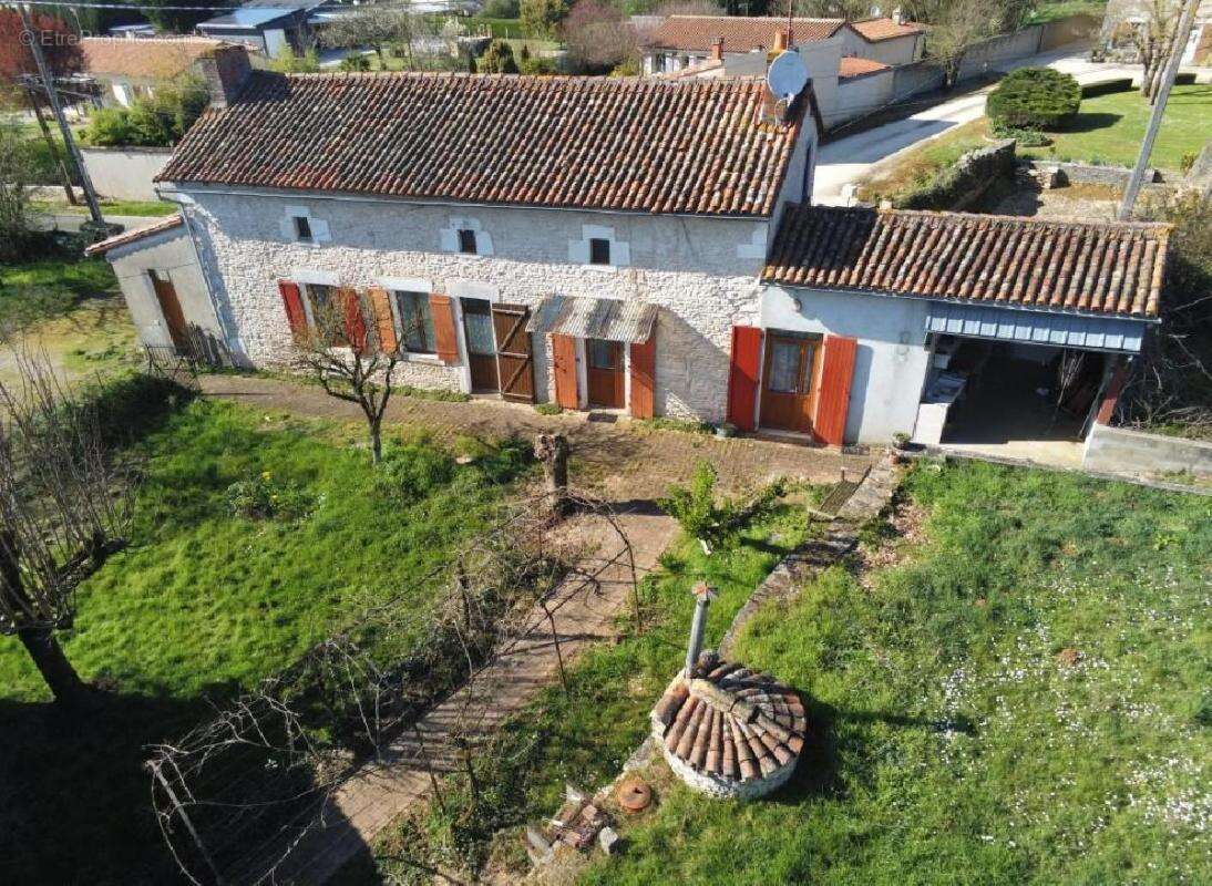 Maison à CIVRAY
