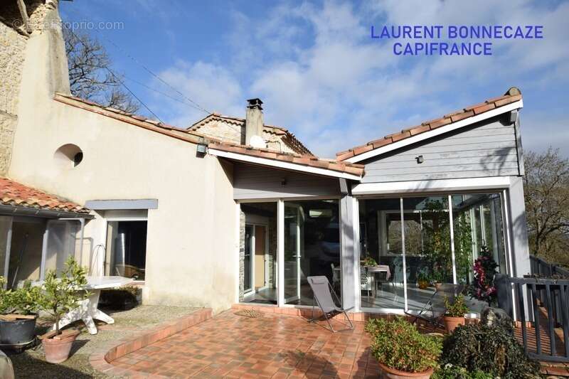 Maison à SAINT-PIERRE-DE-CLAIRAC