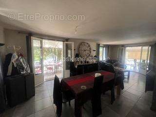 Maison à MONTELIMAR