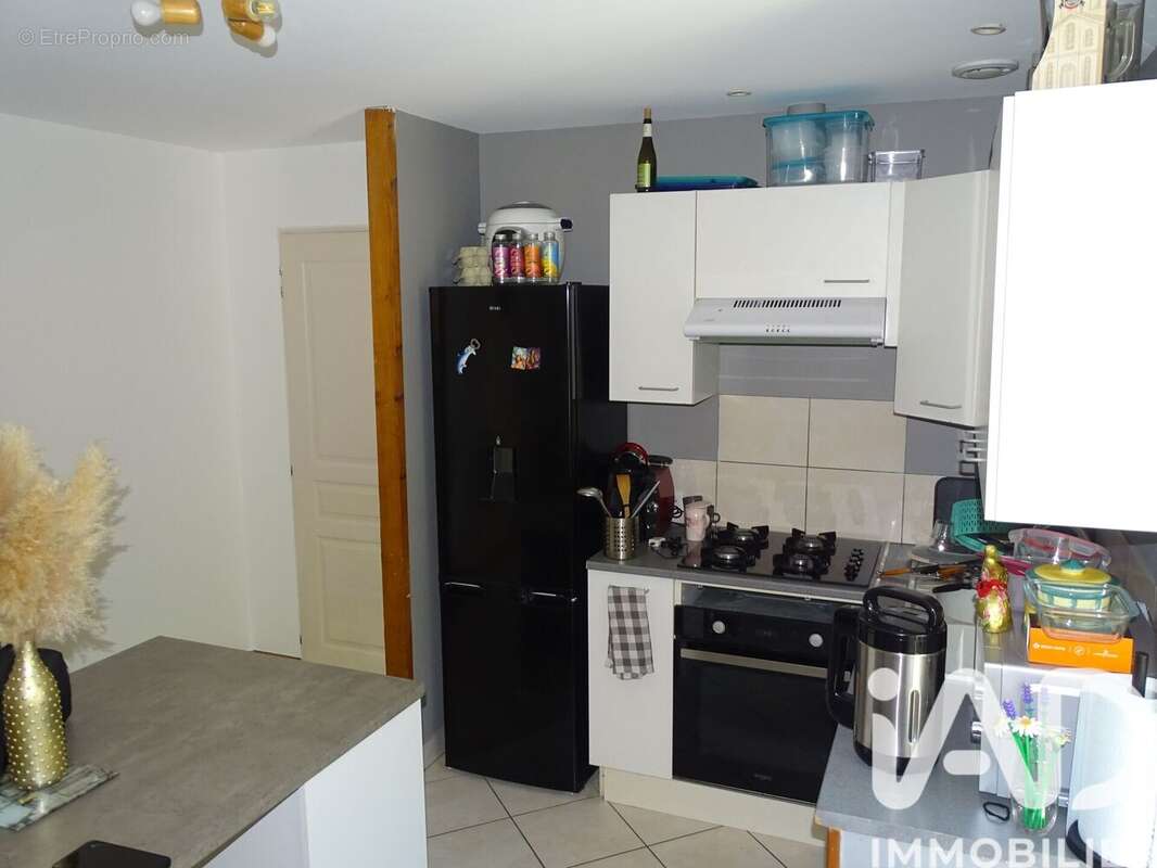 Photo 3 - Appartement à SAINT-ETIENNE-DE-CUINES