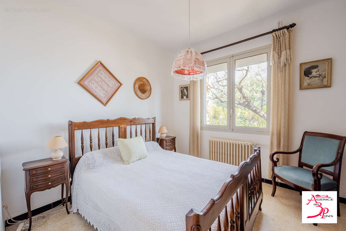 Maison 175 m² à Pierrefeu-Du-Var  - photo 8
