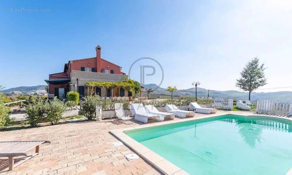 Maison à CLERMONT-FERRAND