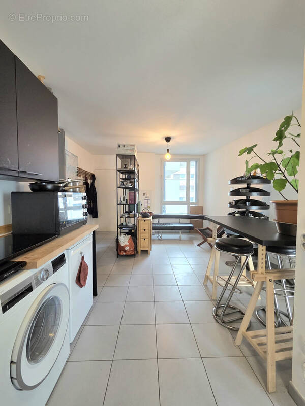 Appartement à MARSEILLE-3E