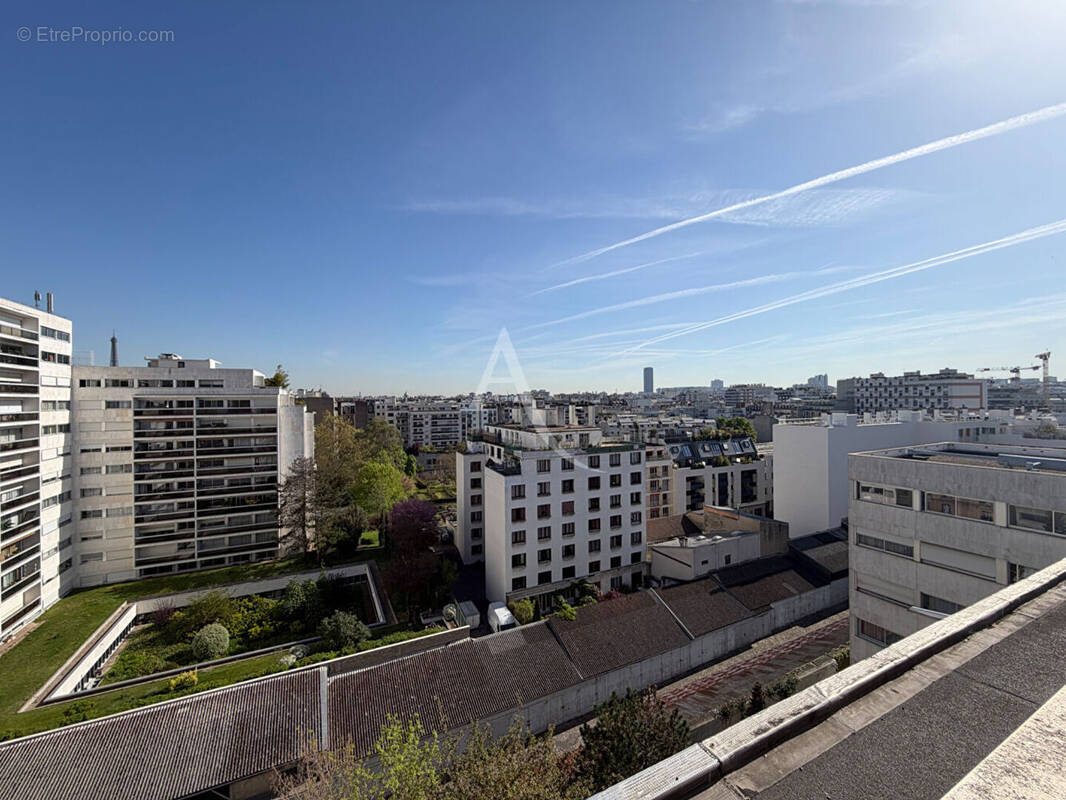 Appartement à PARIS-15E