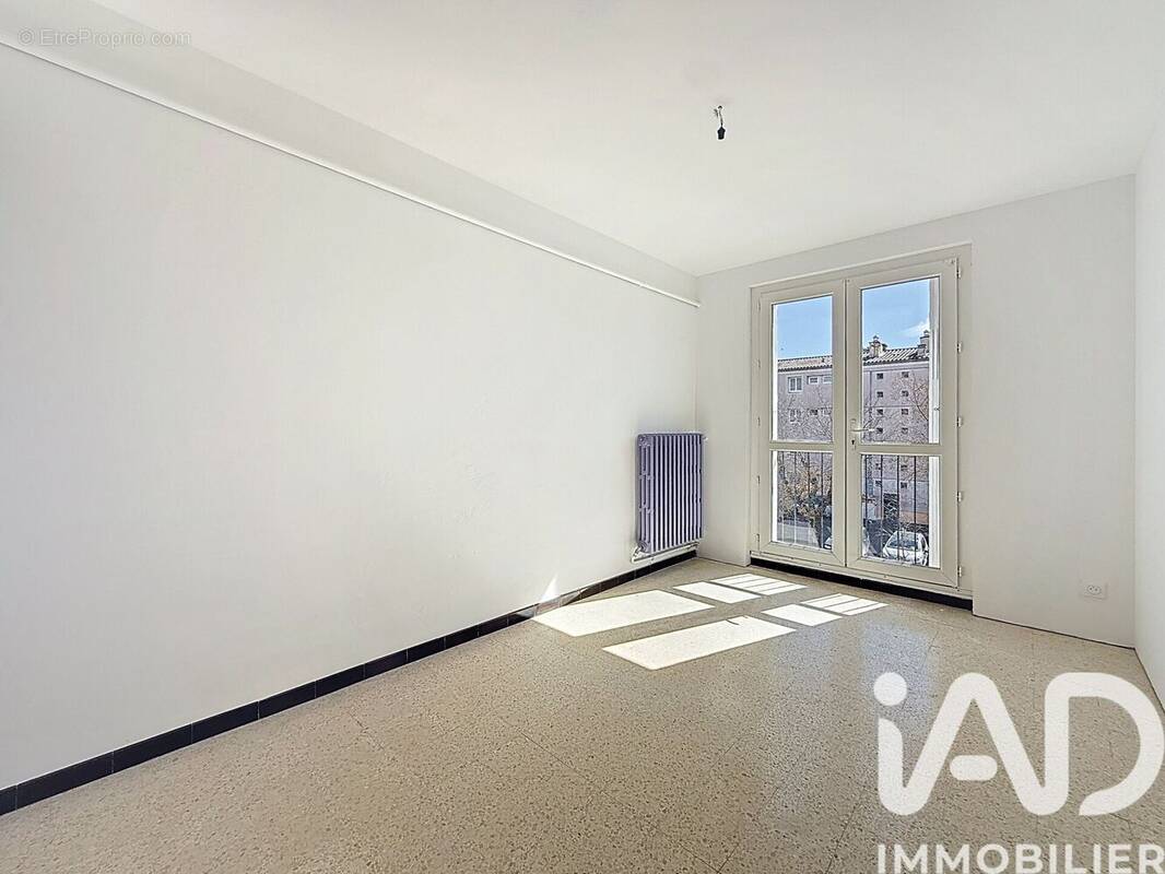 Photo 1 - Appartement à VAISON-LA-ROMAINE