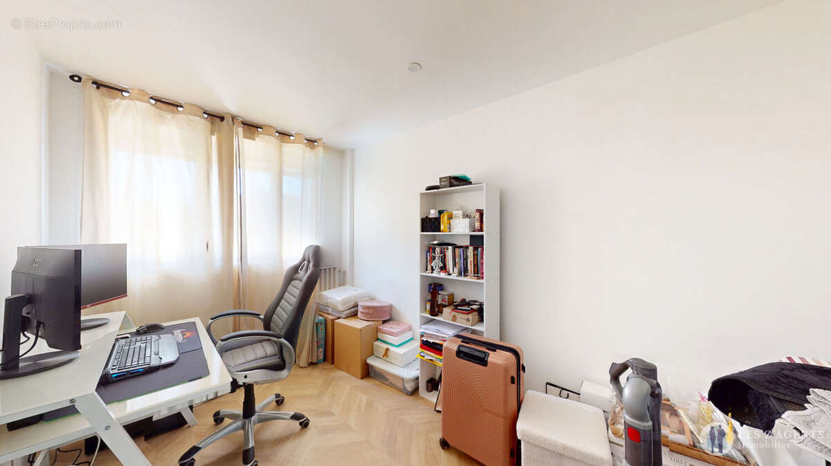Appartement à ECHIROLLES