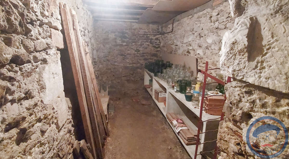 Maison à CORMERY