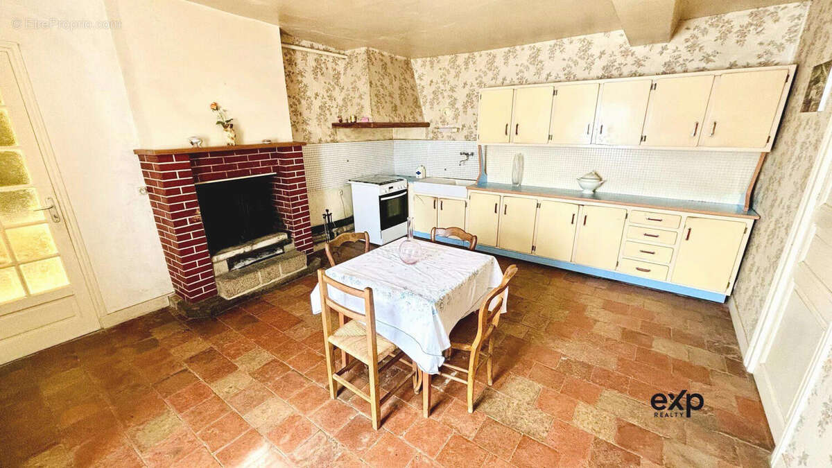 Maison 143 m² à Gorron  - photo 5